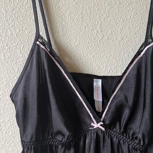 black y2k cami top